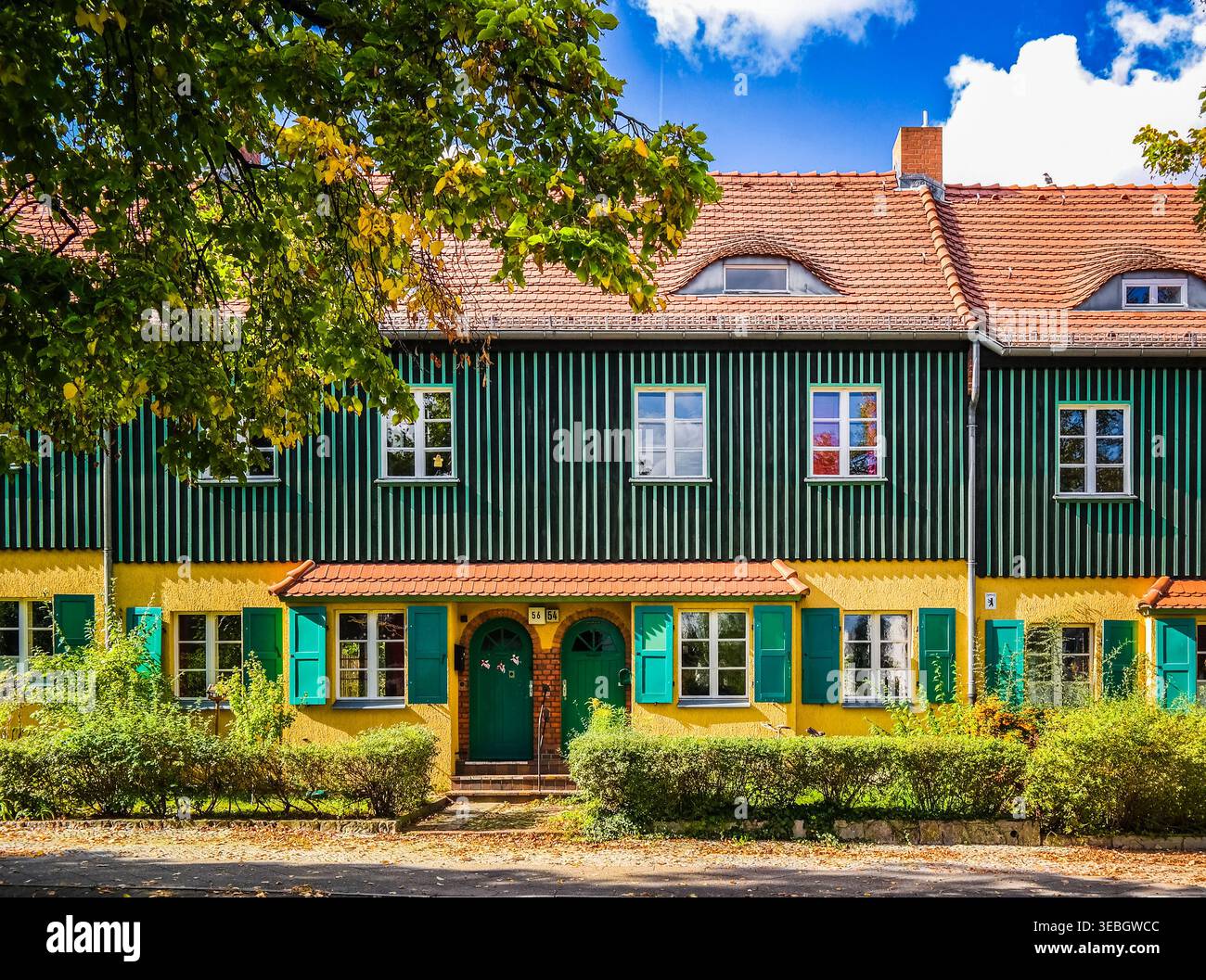 Lentze-Siedlung Reihenhäuser von Heinrich Schweitzer, 1920–21, Berlin. Luft, Licht und Sonne für jeden Bewohner, ein Garten für jede Familie. Stockfoto