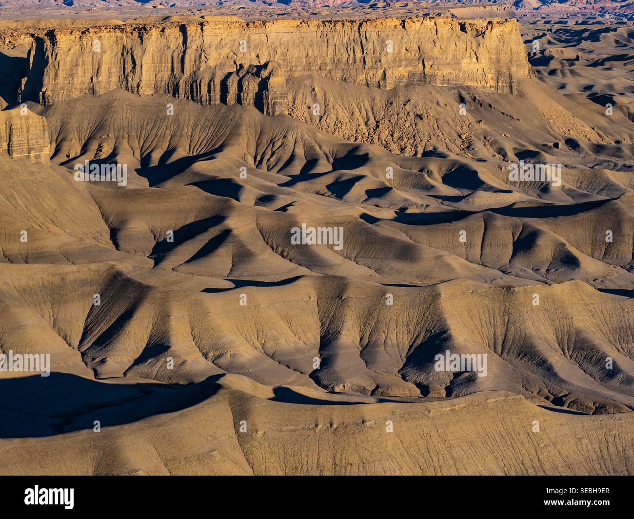 Blick auf die Mondlandschaft in der Nähe von Hanksville, Utah. Stockfoto