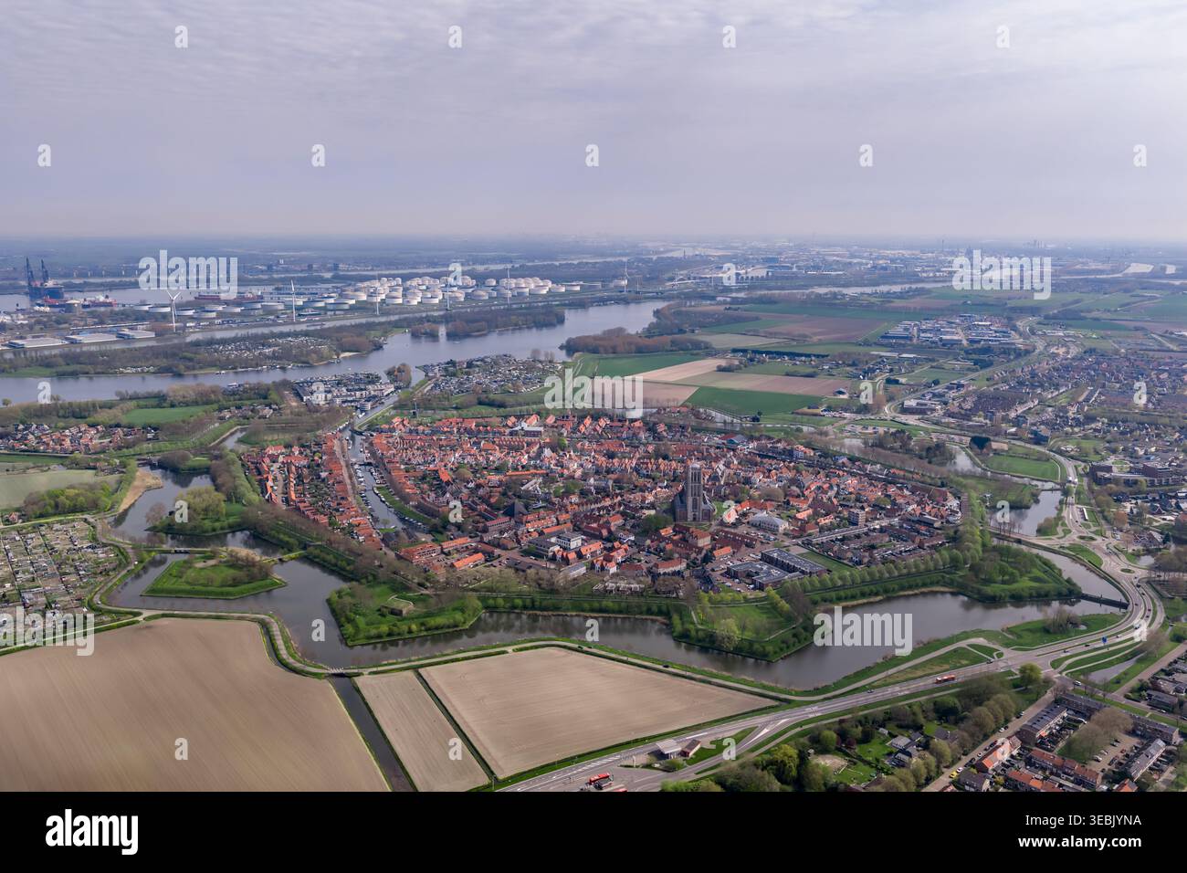 Brielle Star Fortress Luftaufnahme Moat Polder Niederlande Südholland Drohnenfotografie Stockfoto