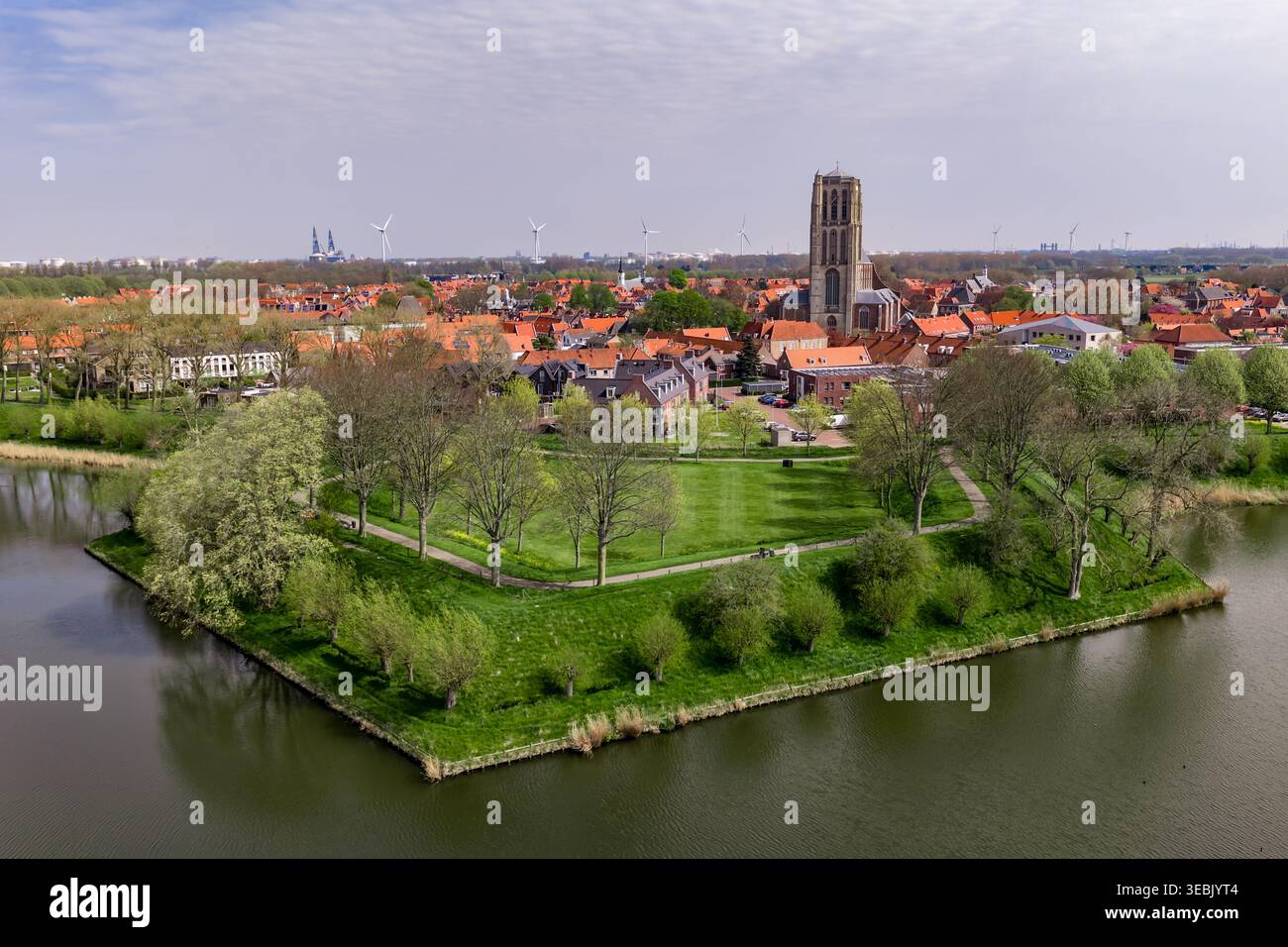 Brielle Bastion Park Aerial Sint Catharijnekerk Kirchturm Historische Niederländische Stadt Frühling Niederlande Stockfoto