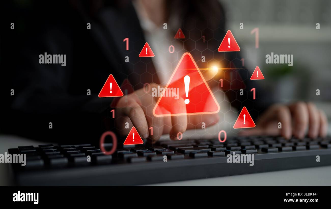 Konzept einer kritischen Sicherheitswarnung und eines Systemfehlers. Diese Warnung weist auf ein erhebliches Problem, eine Gefahr oder einen Ausfall hin, der sofort erforderlich ist Stockfoto