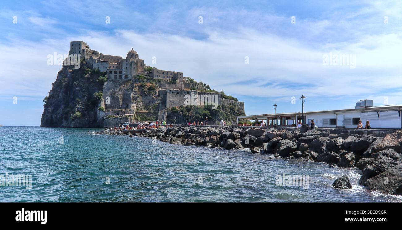 Castello Aragonese, Ischia, Ischia Ponte, Mar Tirreno, Tyrrhenische See, Campania, Italia, Italien, Golfo di Napoli, Castello, Fortezza, Scoglio vulcanico Stockfoto