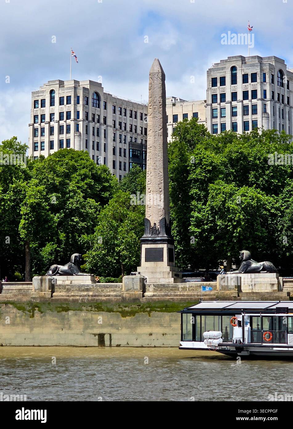 Cleopatras Nadel am Victoria Embankment in London, Großbritannien Stockfoto