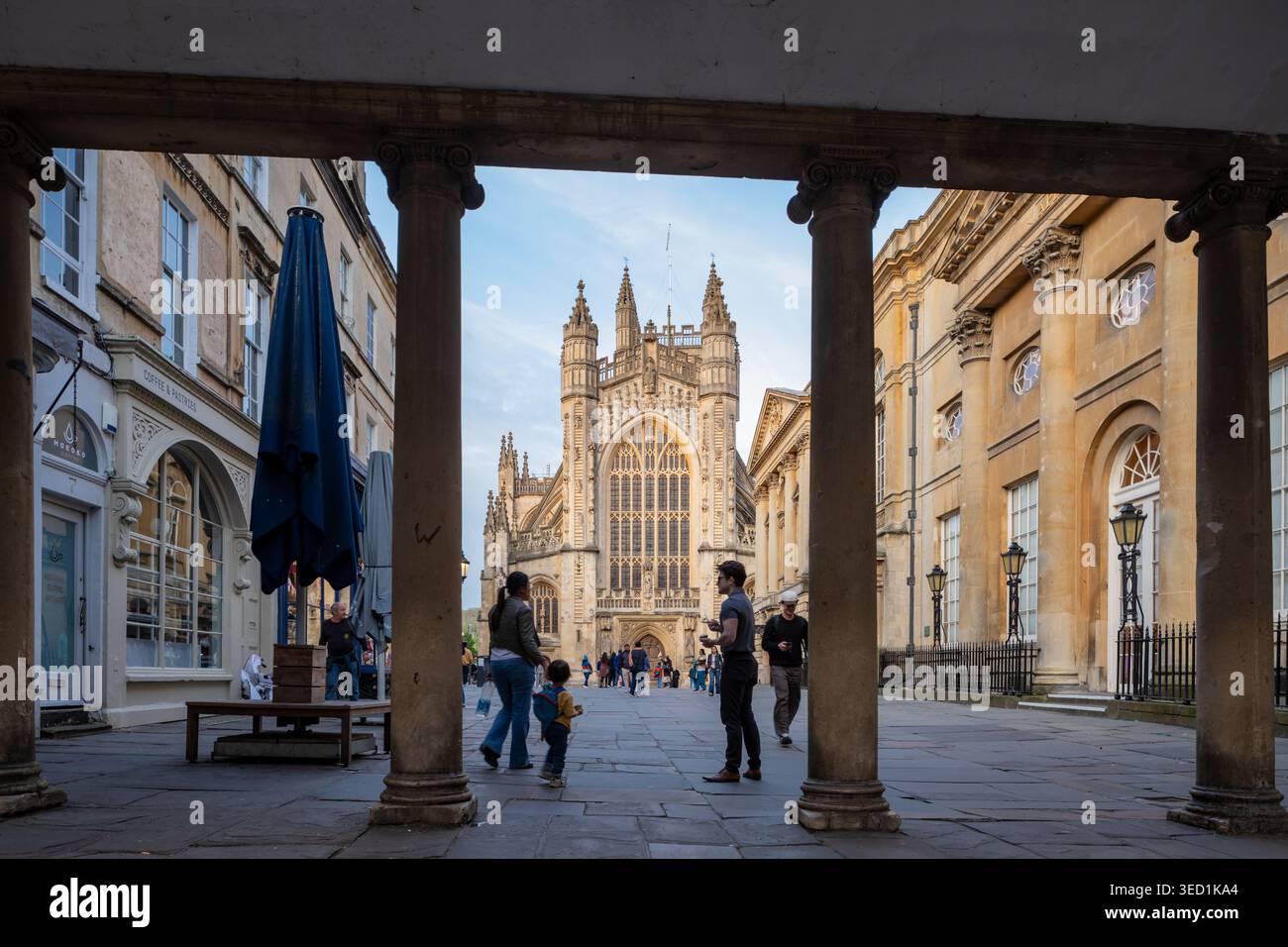 Sonnenuntergang in Bath Abbey, Bath, Somerset. Stockfoto