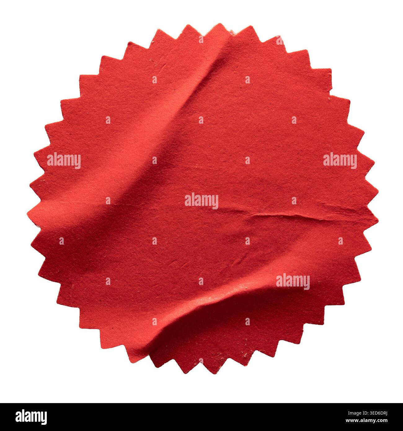 Rotes Starburst-Aufkleber-Dichtung mit gezackten Kanten isoliert auf weißem Hintergrund mit Beschneidungspfad Stockfoto