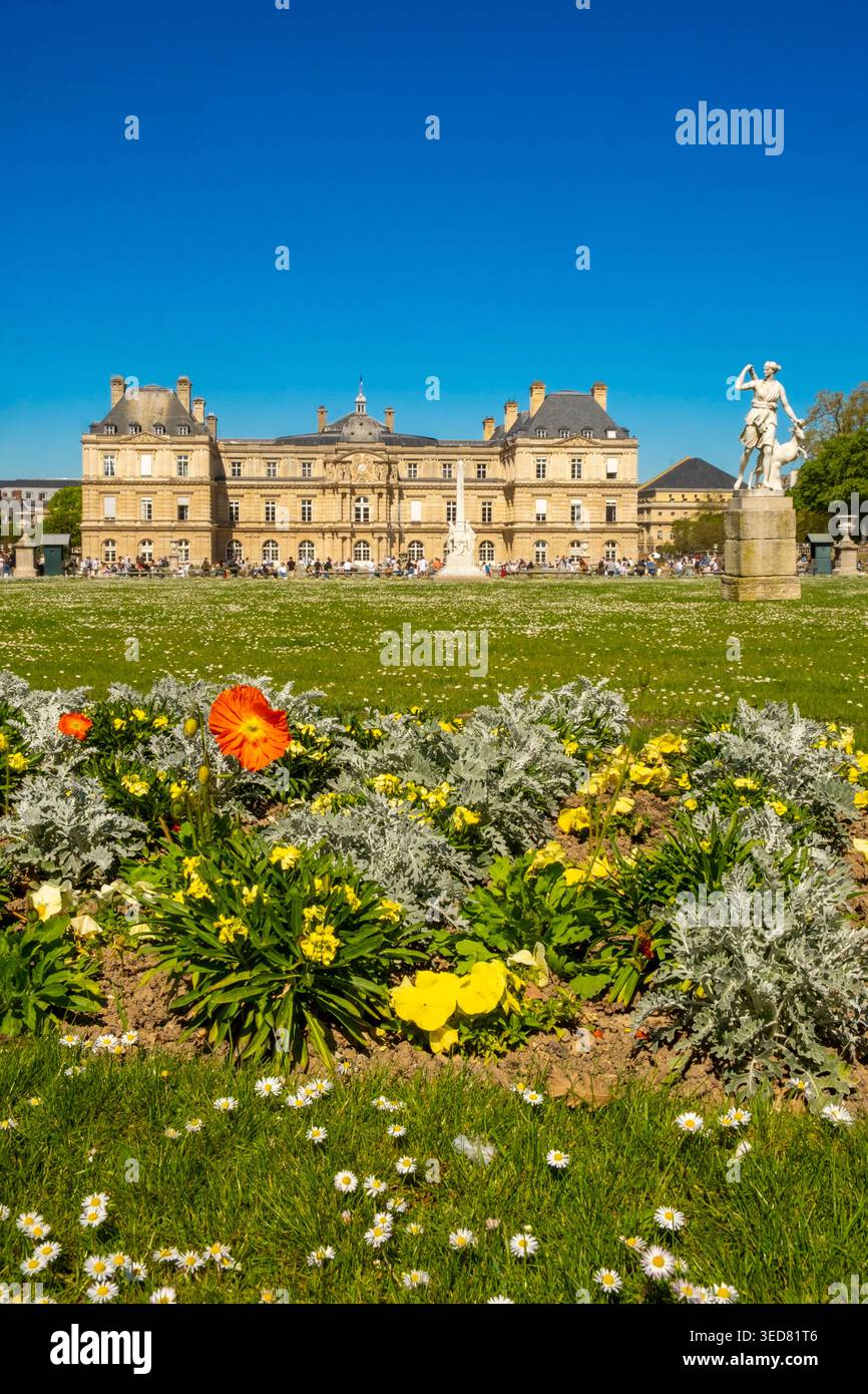 Frankreich, Paris, Jardin du Luxembourg, der Senatspalast Stockfoto