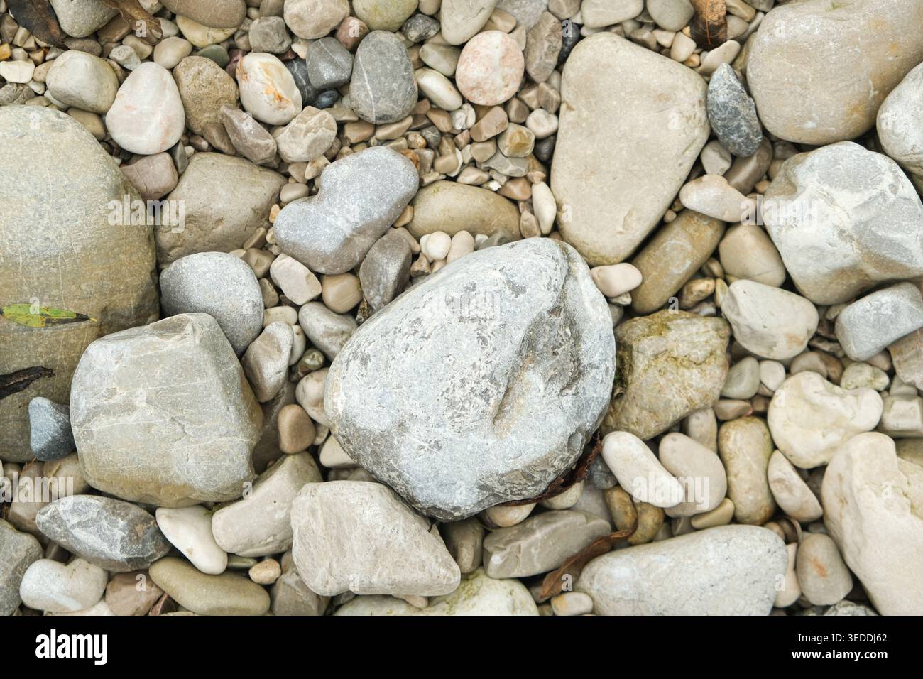 Natursteinstruktur. Umweltfreundlicher Hintergrund für Design- und Naturkonzepte. Stockfoto