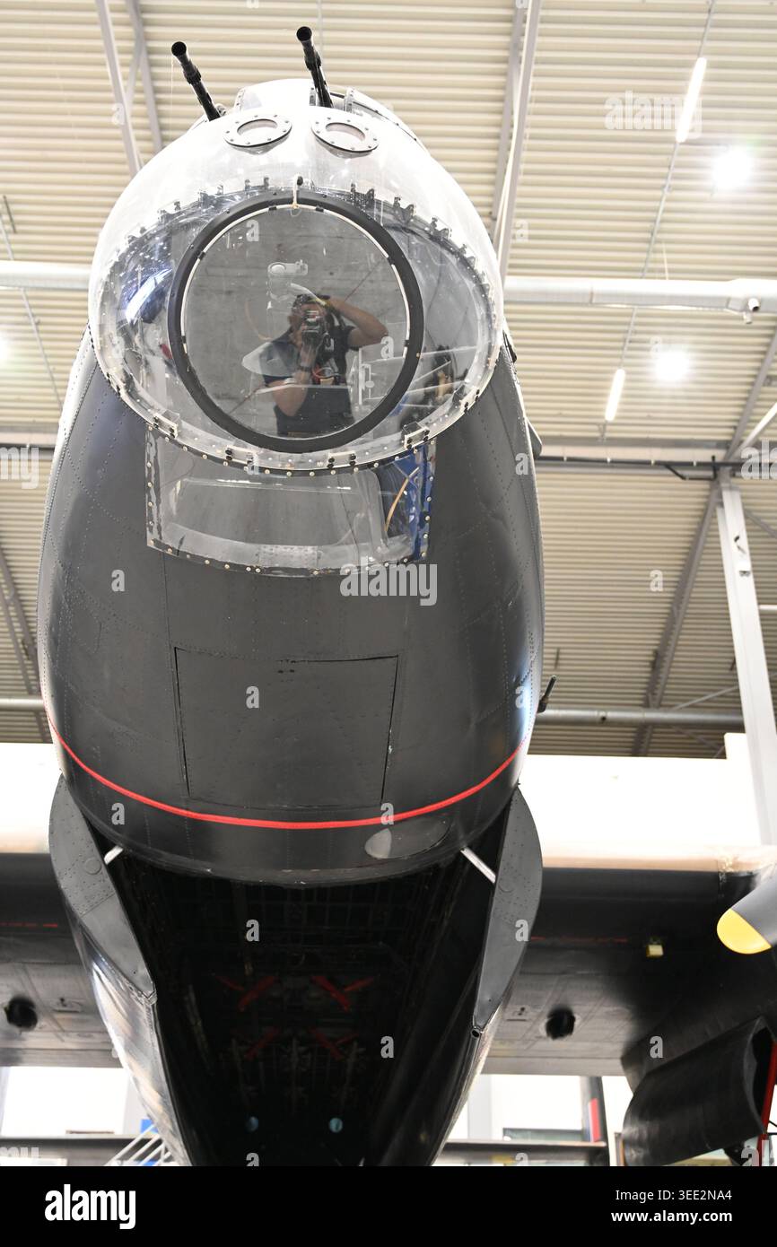 Avro Lancaster KB889, Lancaster Bomber im Imperial war Museum Duxford, Stockfoto