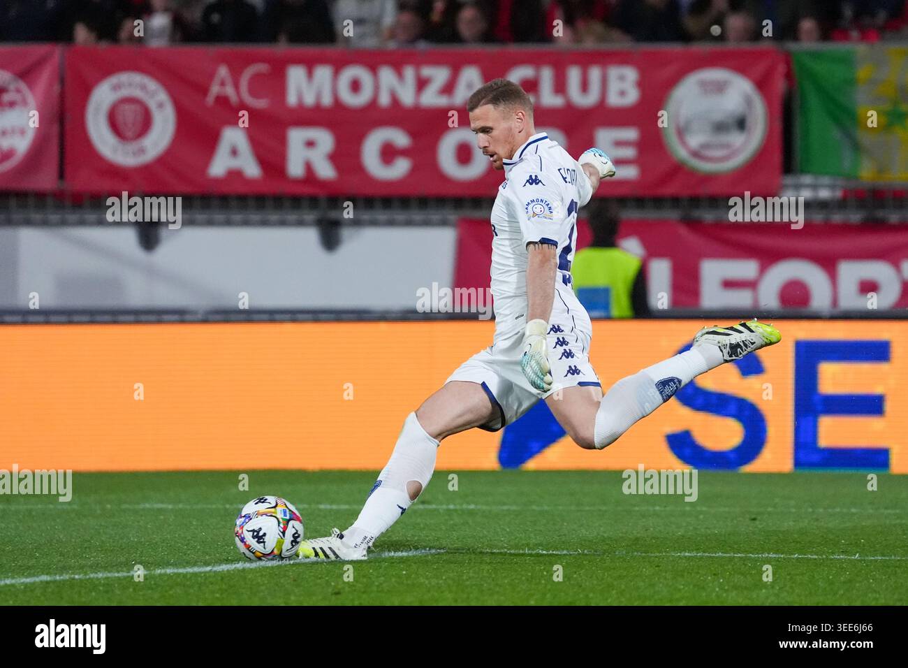 Monza, Italien. 08/05/2026. Andrea Fulignati, während des AC Monza vs Empoli FC, Serie B, im U-Power Stadium. Quelle: Alessio Morgese / Alamy Live News Stockfoto