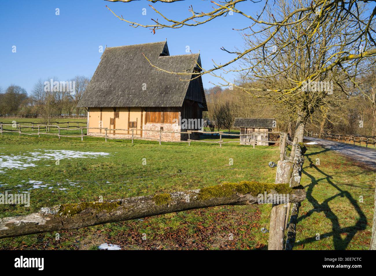 Das rekonstruierte mittelalterliche Haus, 13. Jahrhundert, Nienover, Bodenfelde, Niedersachsen, Deutschland Stockfoto