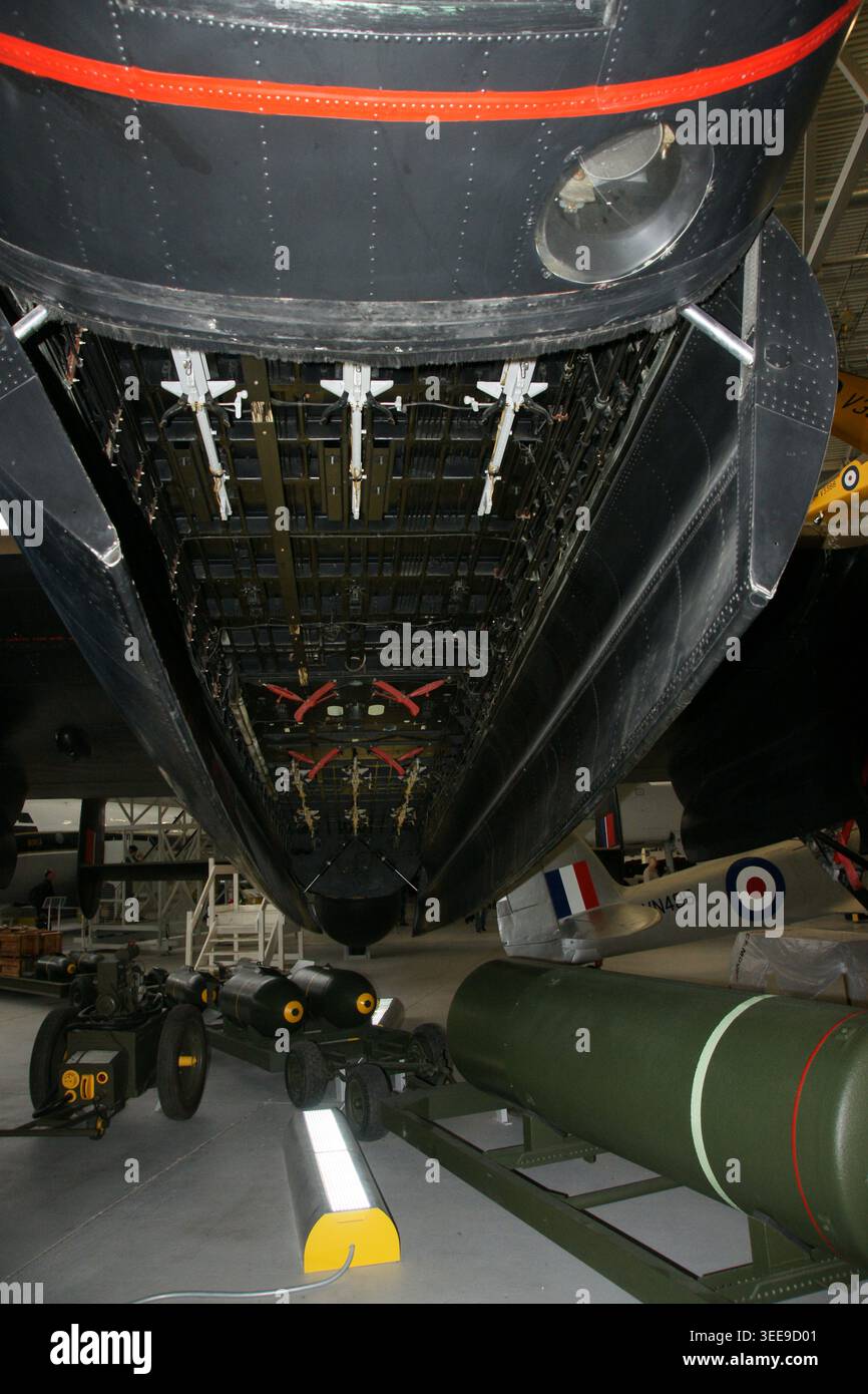 Avro Lancaster KB889, Lancaster Bomber im Imperial war Museum Duxford, Stockfoto