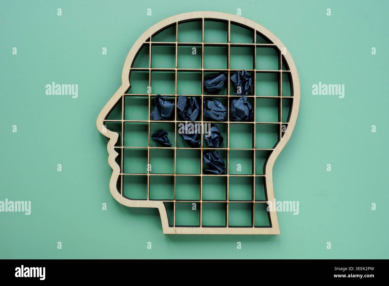 Psychische Gesundheit und negatives Gedankenkonzept. Emotionale Störungssymbolik. Stockfoto