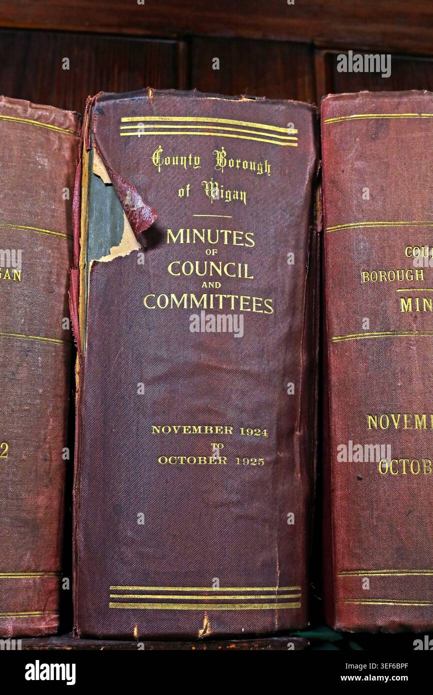 Protokolle des Wigan County Borough Nov-Okt24, Wigan, England, UK. Stockfoto