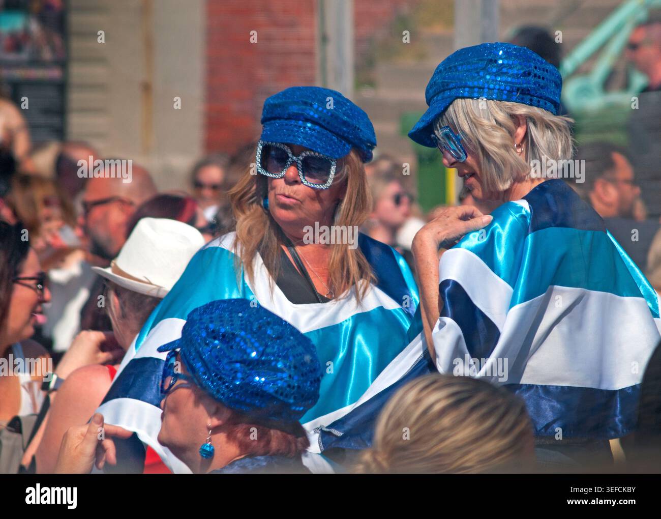 Party-Zeit am Strand von Brighton Stockfoto