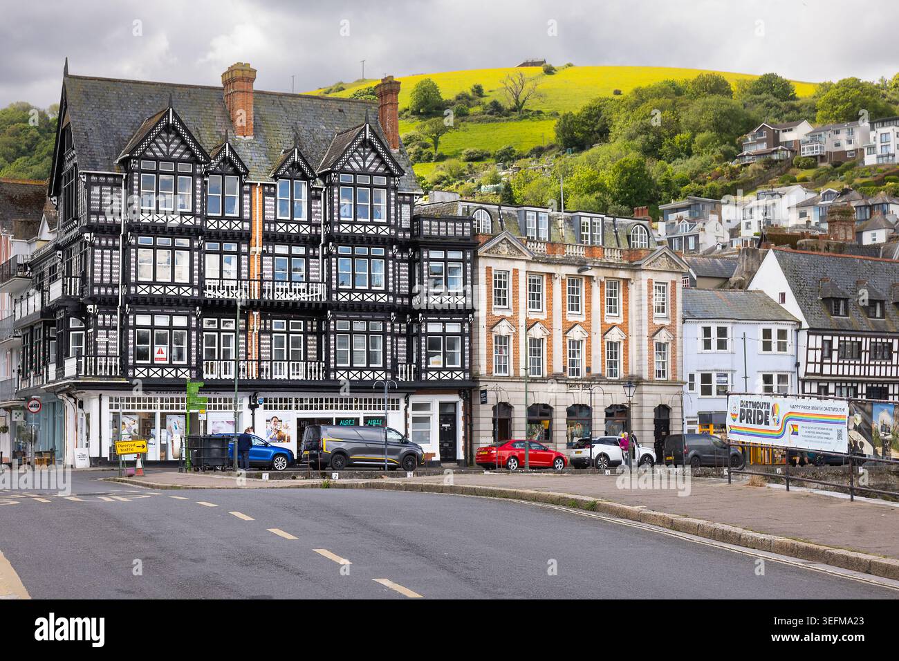 Allgemeiner Blick auf die historischen Gebäude in Dartmouth, Devon Stockfoto