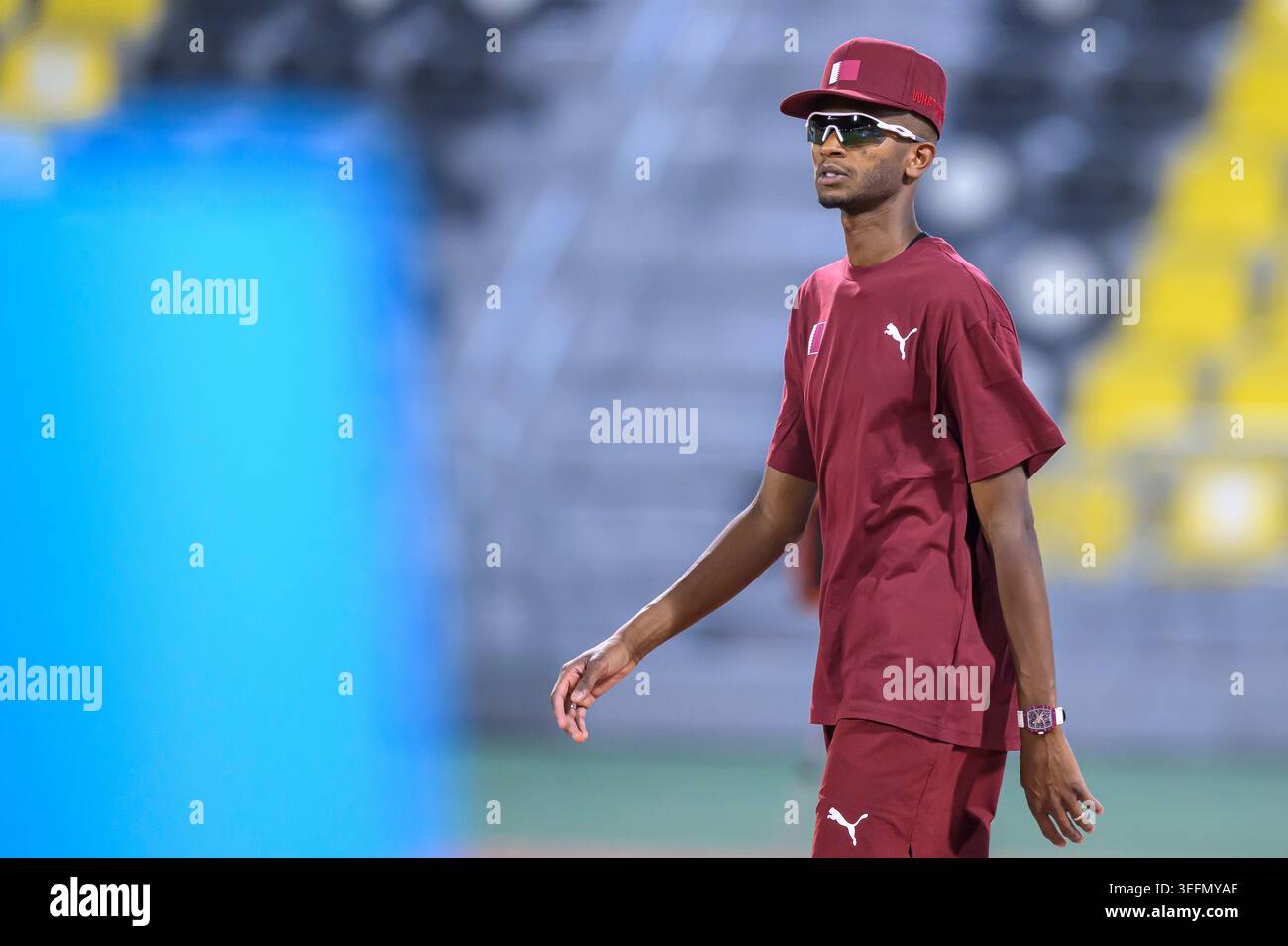 Doha, Katar. Mai 2026. Mutaz Essa Barshim aus Katar wurde vor dem Hochsprung-Wettbewerb menÕs während der Leichtathletik-Veranstaltung des 4. Golfkooperationsrates (GCC) im Suheim bin Hamad Stadium gesehen. Credit: SOPA Images Limited/Alamy Live News Stockfoto