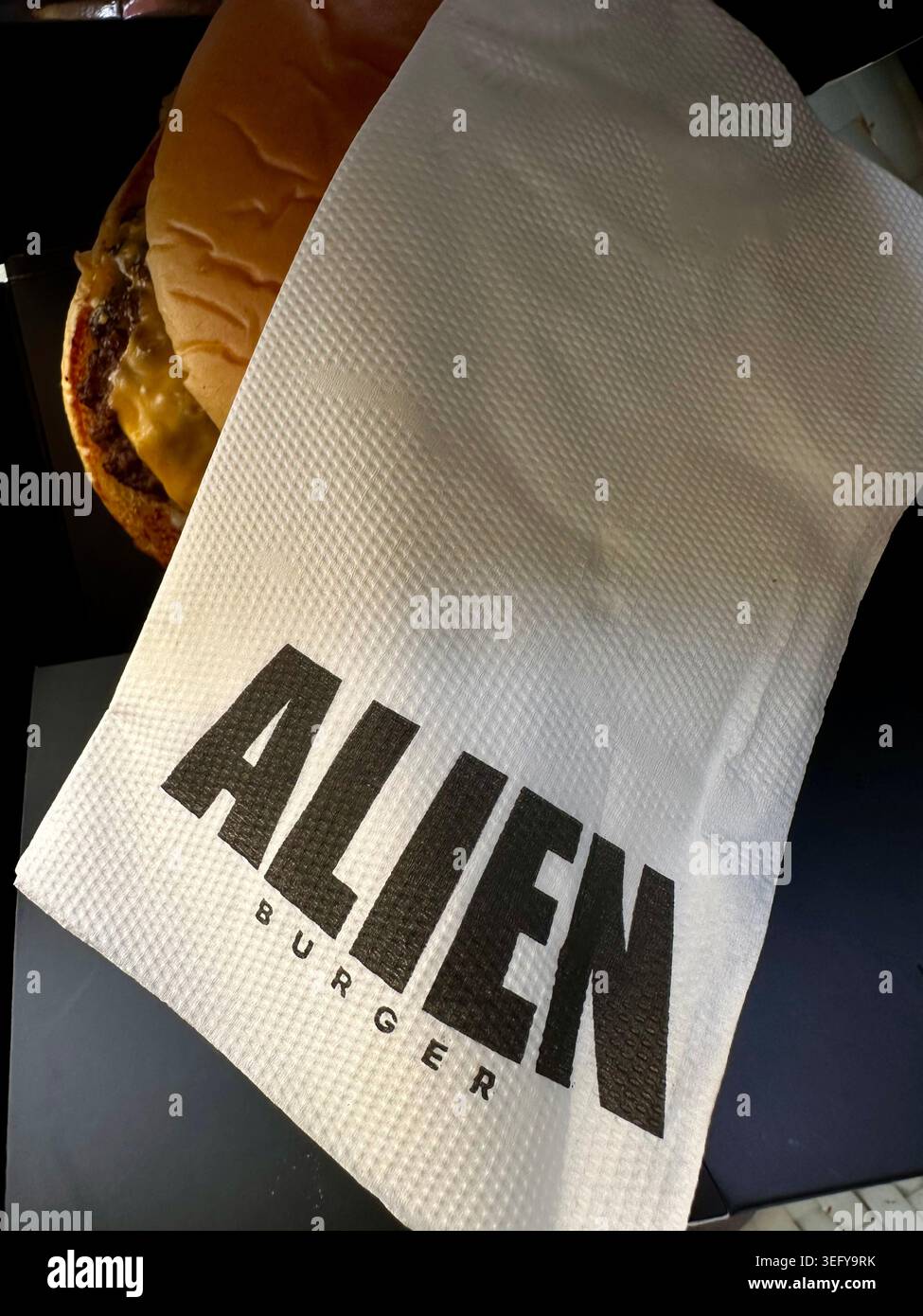 Alien Burger Fast Food Verpackung Stockfoto
