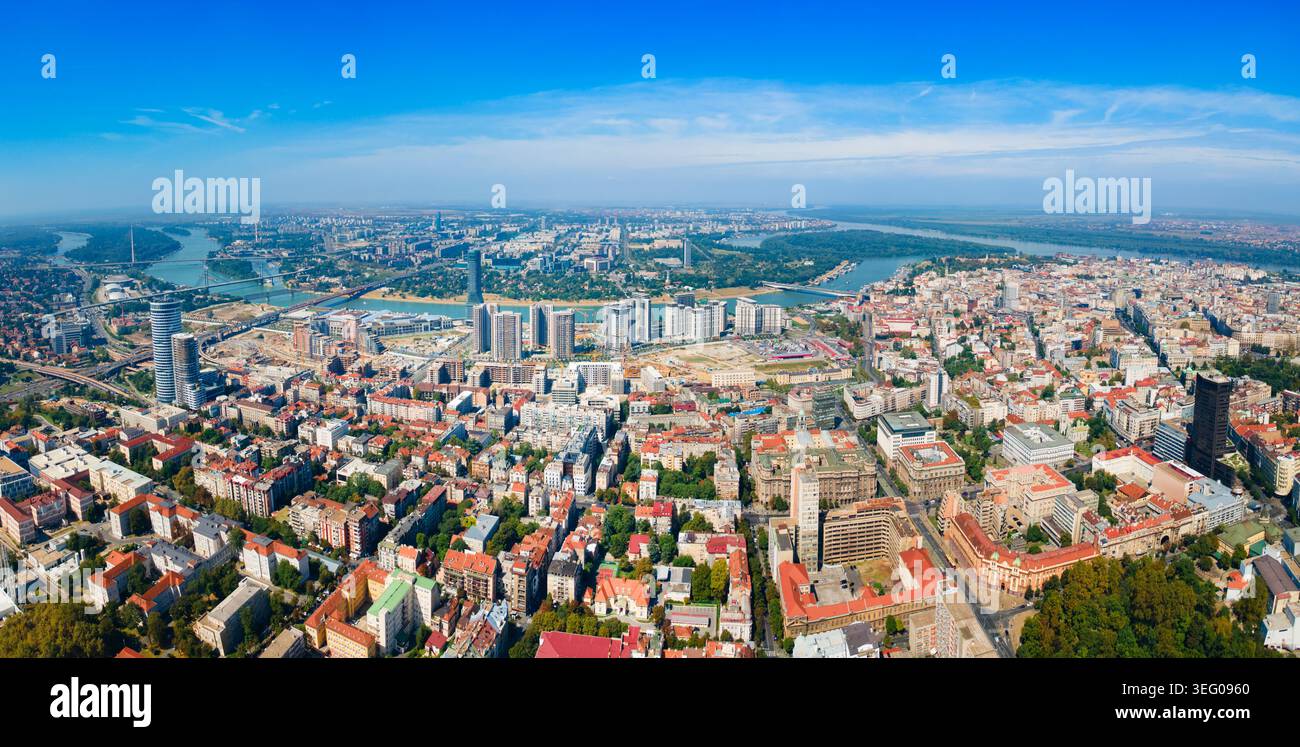 Panoramablick auf die Belgrader Küste und den Fluss Save in Belgrad, Serbien Stockfoto