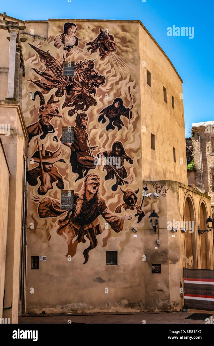 Straßenkunst in den Straßen von Caldes de Montbui, Barcelona, Katalonien, Spanien. März 2025 Stockfoto