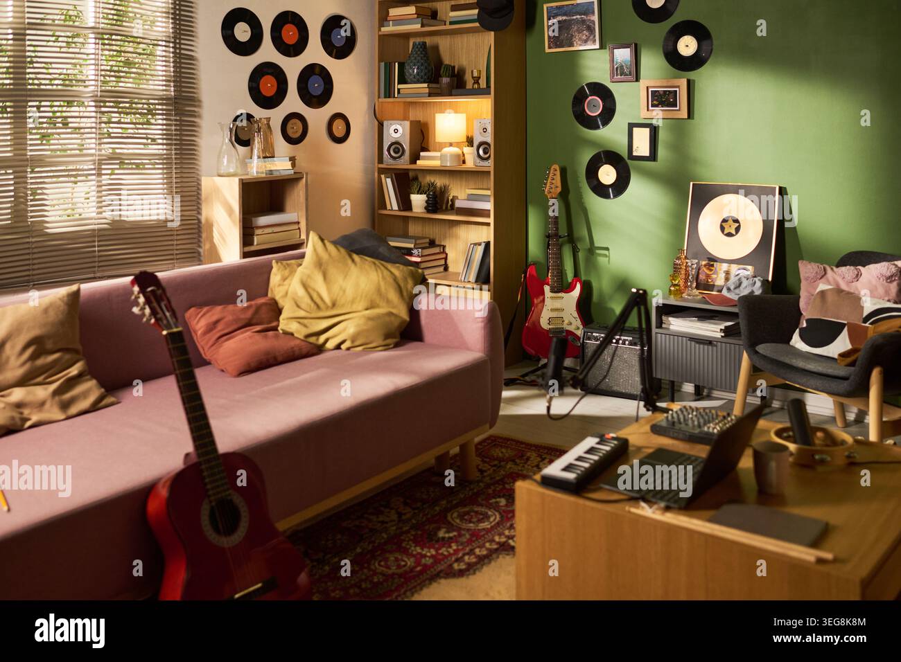 Home Music Content Studio unterstützt Audioproduktion und Streaming Stockfoto