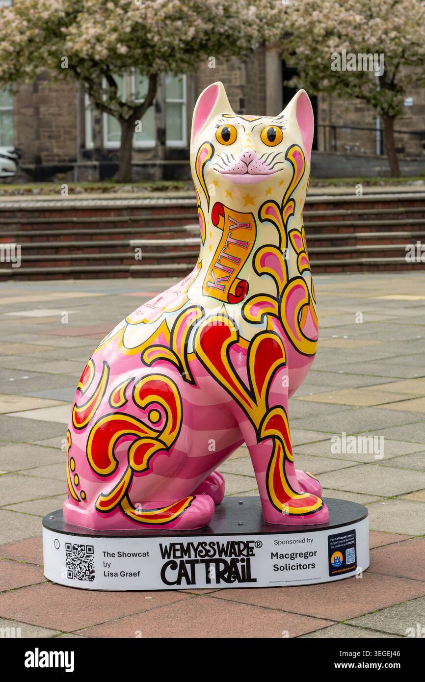 The Showcat von Lisa Graef vor dem Townhouse, Kirkcaldy, Fife, Schottland Stockfoto
