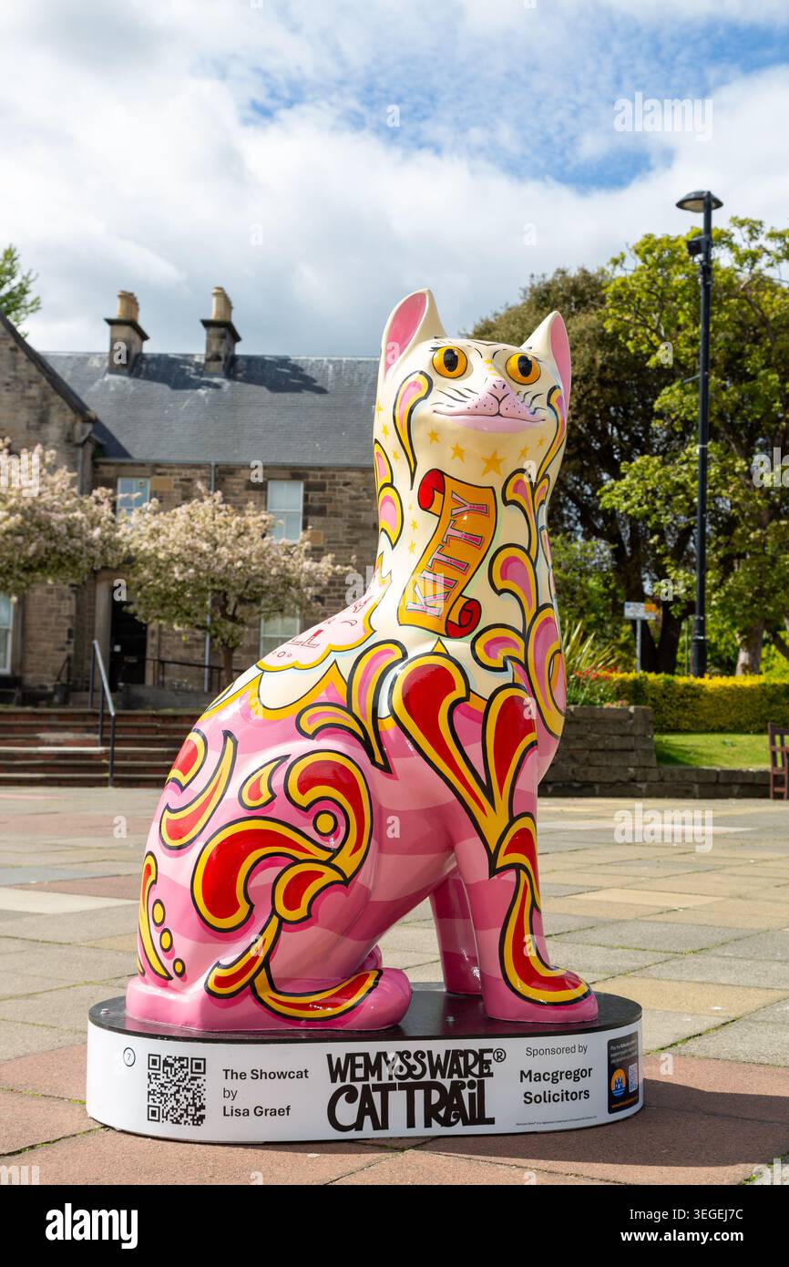 The Showcat von Lisa Graef vor dem Townhouse, Kirkcaldy, Fife, Schottland Stockfoto