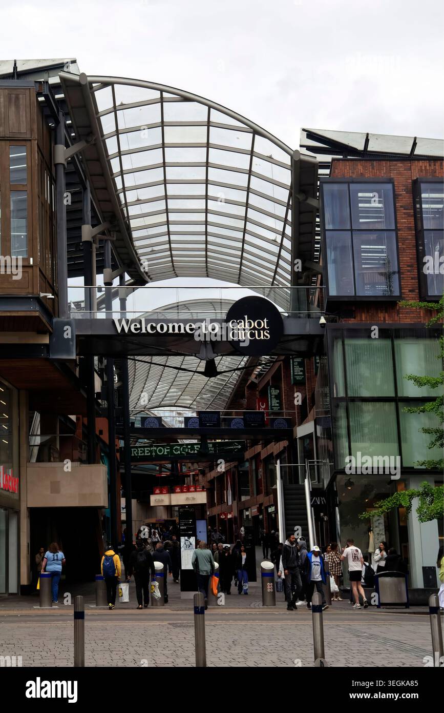 Einkaufsviertel Cabot Circus, Stadtzentrum von Bristol, England, Großbritannien Stockfoto