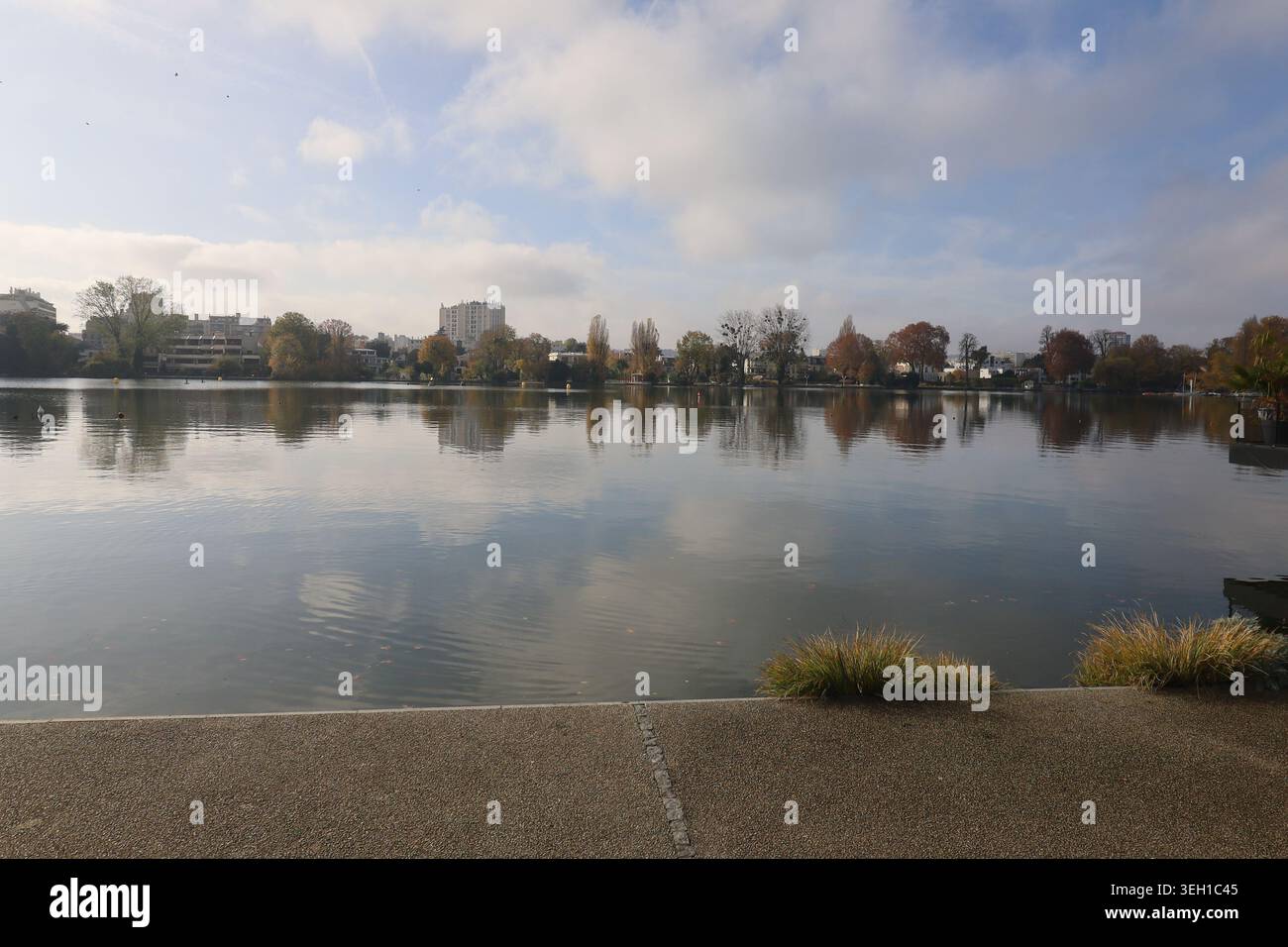 Lake Enghien, Stadt Enghien-les-Bains, Département Val-d'Oise, Frankreich Stockfoto