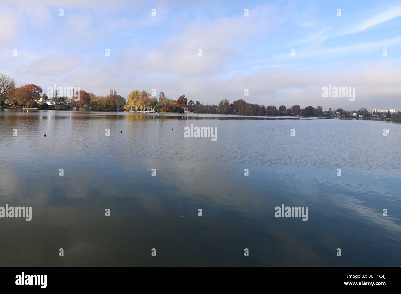 Lake Enghien, Stadt Enghien-les-Bains, Département Val-d'Oise, Frankreich Stockfoto