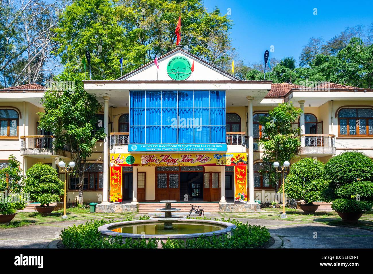 Konferenzzentrum. Cat-Tien-Nationalpark, Vietnam. Stockfoto