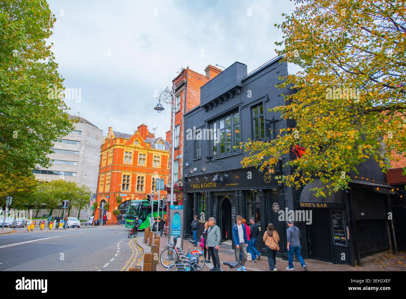 The Bull and Castle Pub in der 5 Lord Edward Street in Temple Bar im historischen Stadtzentrum von Dublin, Irland. Stockfoto