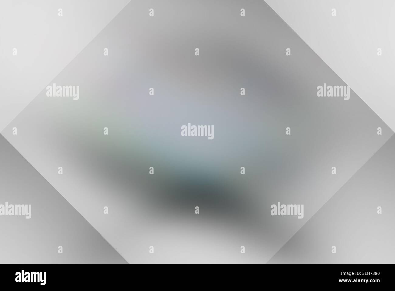 Ein glatter, minimalistischer abstrakter Hintergrund mit einem weichen grauen Farbverlauf und einer diamantförmigen Überlagerung, die eine klare und moderne Ästhetik schafft. Stockfoto