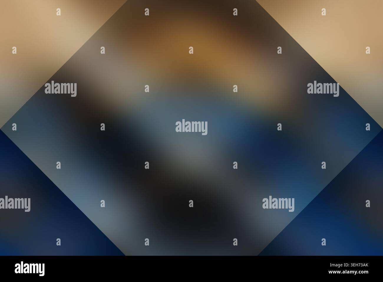 Eine abstrakte Komposition mit einer verschwommenen diagonalen quadratischen Form, die tiefblaue und warme Goldtöne für einen raffinierten und modernen visuellen Effekt kombiniert Stockfoto