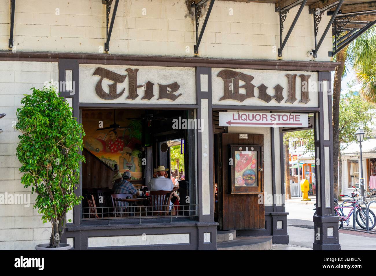 Key West, FL, USA - 21. Mai 2026: The Bull and Whistle Bar Key West Florida Stockfoto
