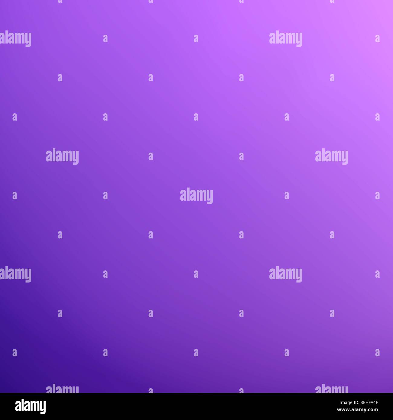 Lila verlaufender Hintergrund mit glatten Violetttönen für modernes minimalistisches Design und Tapeten Stockfoto
