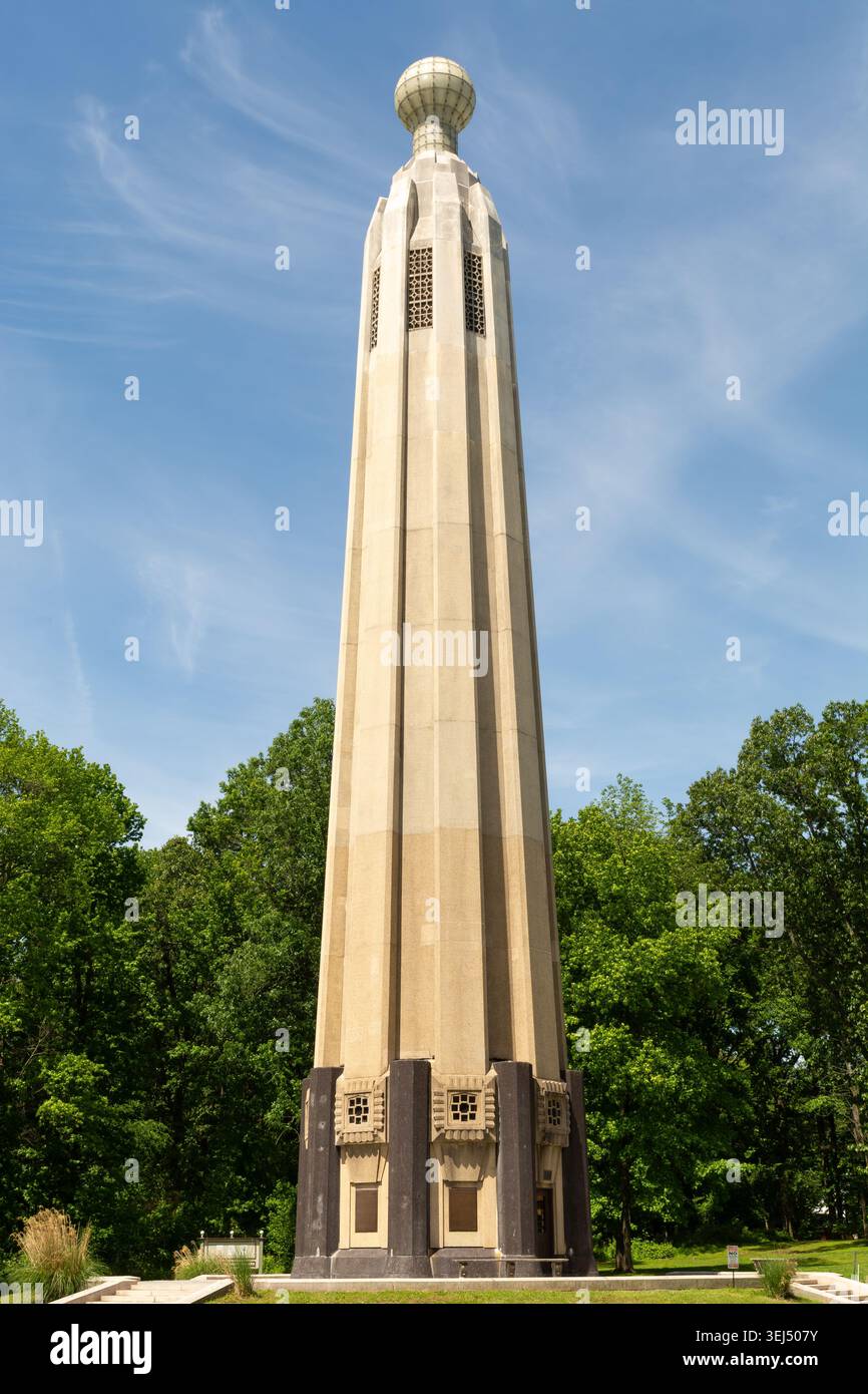 Der Thomas Edison Memorial Tower im Menlo Park in Edison, New Jersey, zum Gedenken an den Erfinder Thomas Edison und den Ort seines historischen Labors und Stockfoto