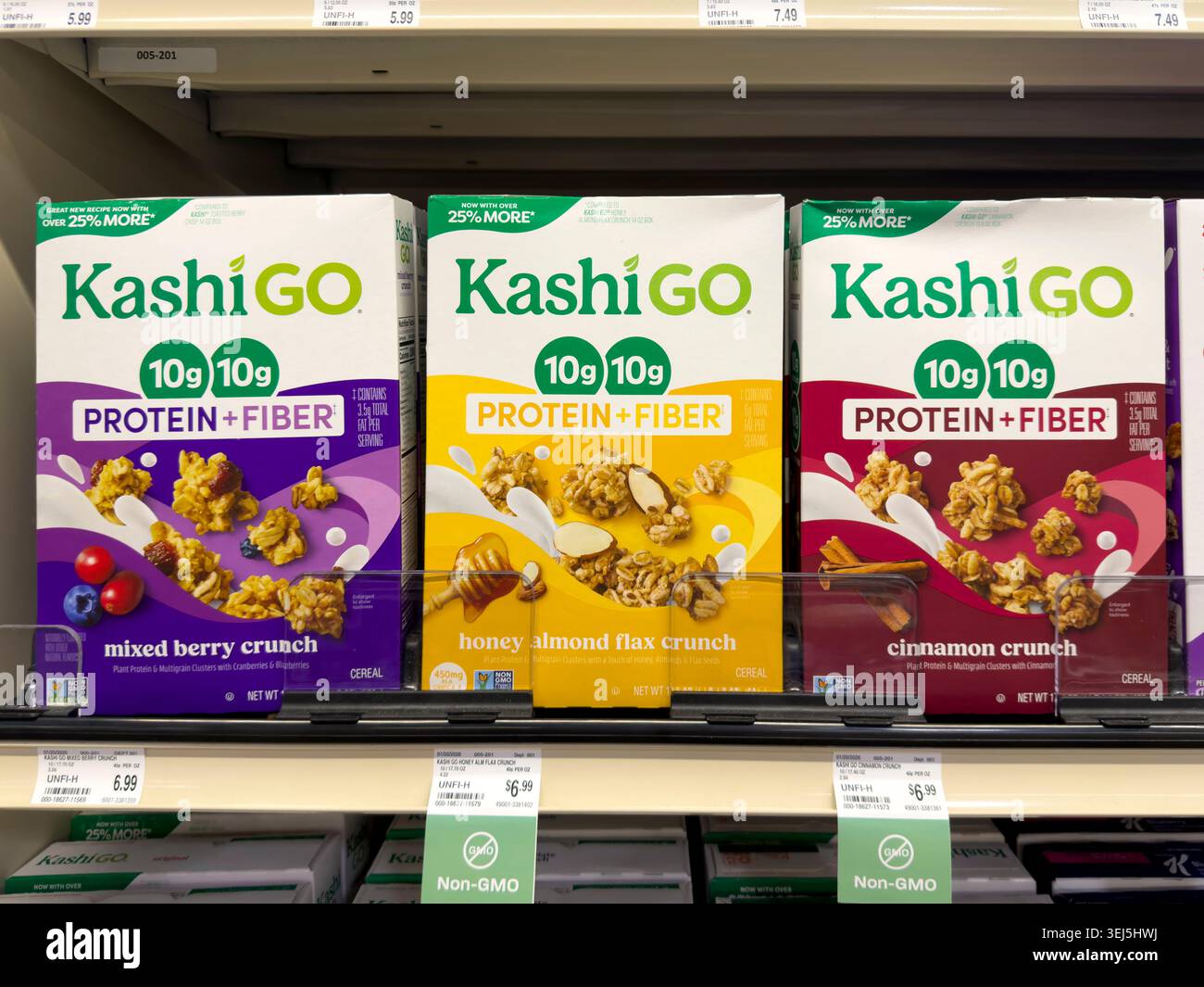 White Bear Lake, Minnesota. KashiGo-Getreide mit hohem Protein- und Ballaststoffanteil, das nicht gentechnisch veränderte Organismen enthält Stockfoto