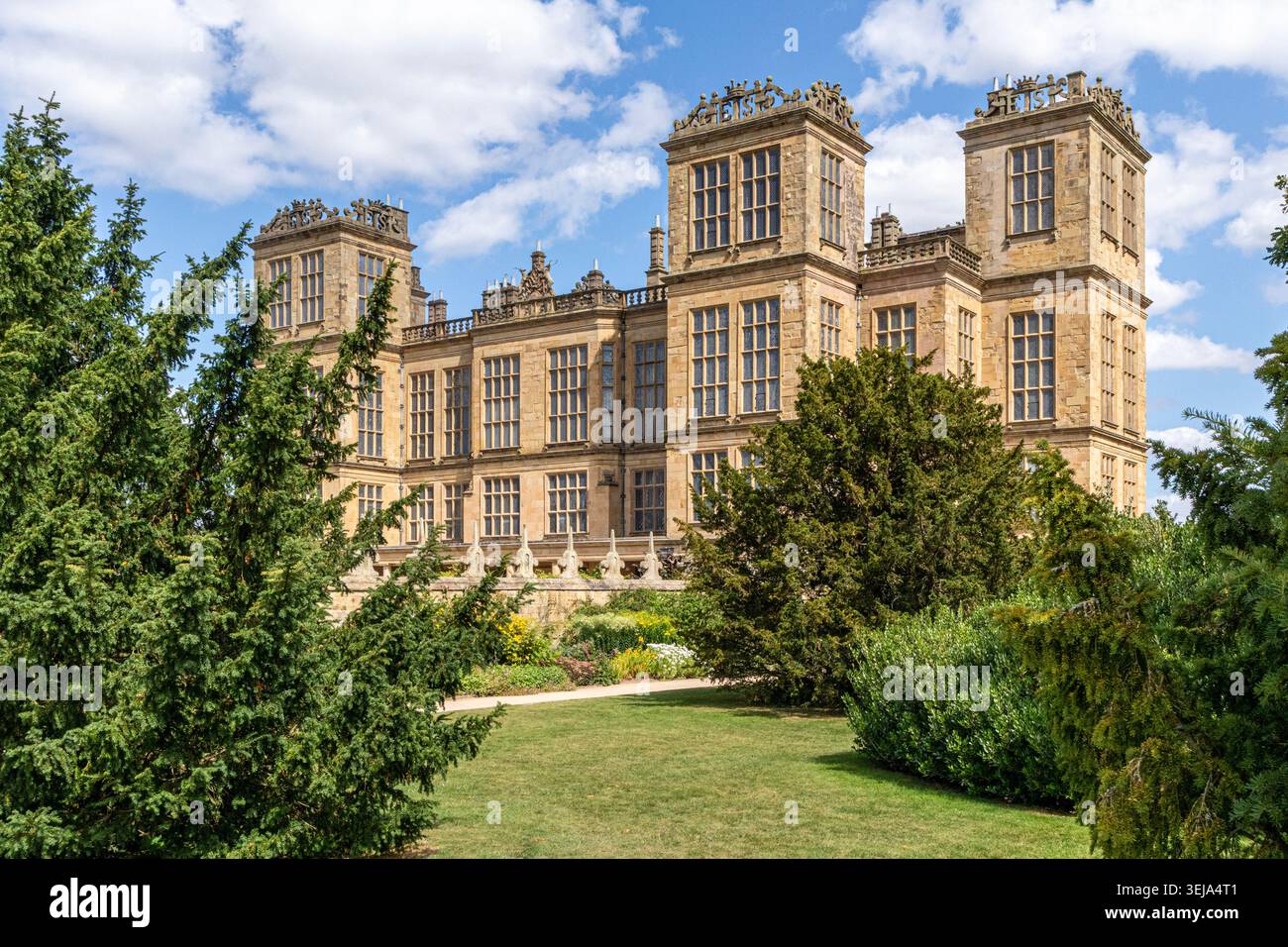Hardwick Hall - ein elisabethanisches Haus, das in den 1590s Jahren von Bess of Hardwick in Derbyshire, England, erbaut wurde Stockfoto