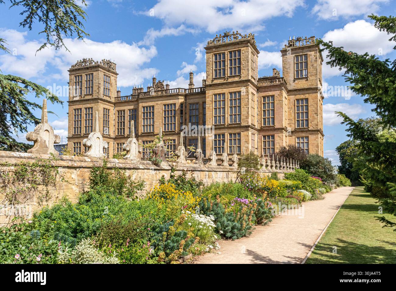 Hardwick Hall - ein elisabethanisches Haus, das in den 1590s Jahren von Bess of Hardwick in Derbyshire, England, erbaut wurde Stockfoto