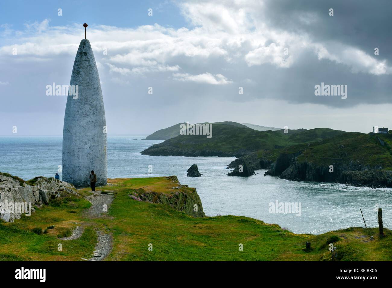 Blick über Sherkin Island vom Baltimore Beacon, in der Nähe von Baltimore Village, Co. Cork, Irland. Stockfoto