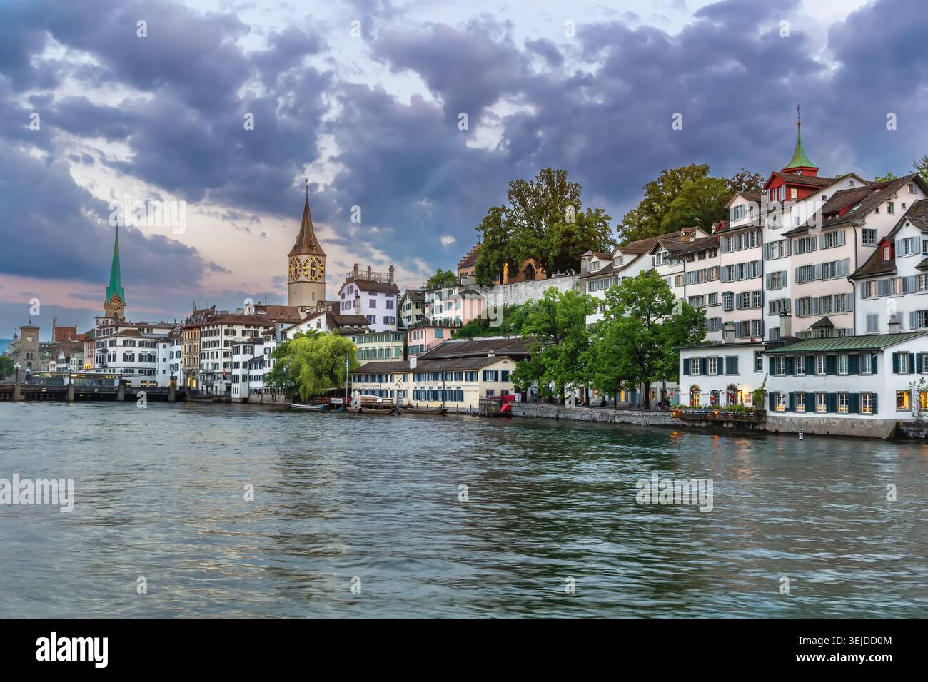 Limmatfluss in Zürich, Schweiz Stockfoto