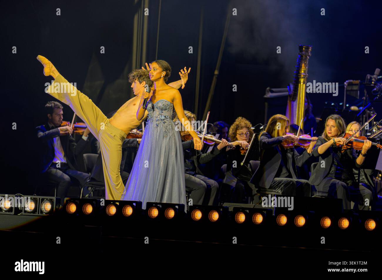 Andrea Bocelli Romanza - 30. Jahrestag World Tour Istanbul Konzert 2026 BJK Tüpraş Stadium 06.30.2026 Stockfoto
