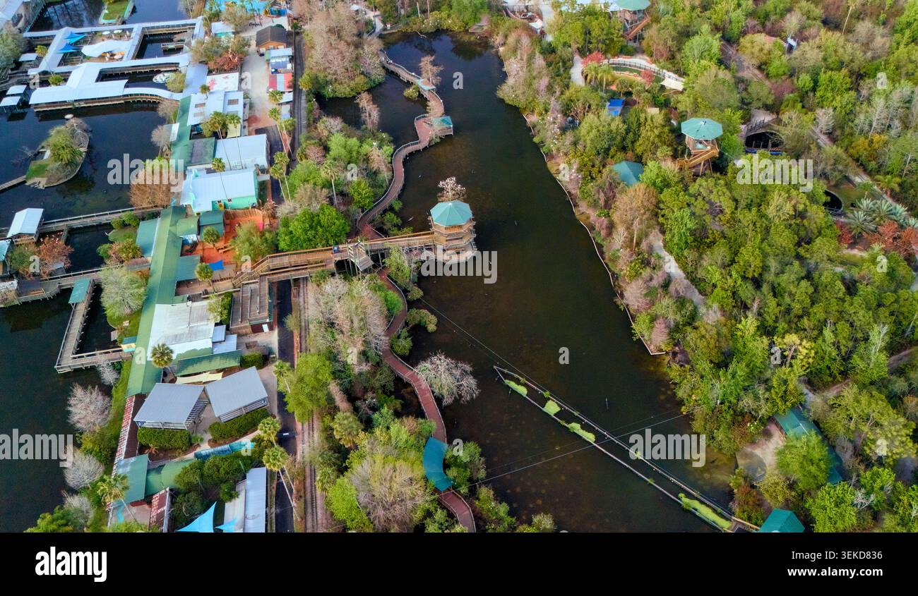 Blick aus der Vogelperspektive auf den Lagunenpark in Orlando Florida Stockfoto
