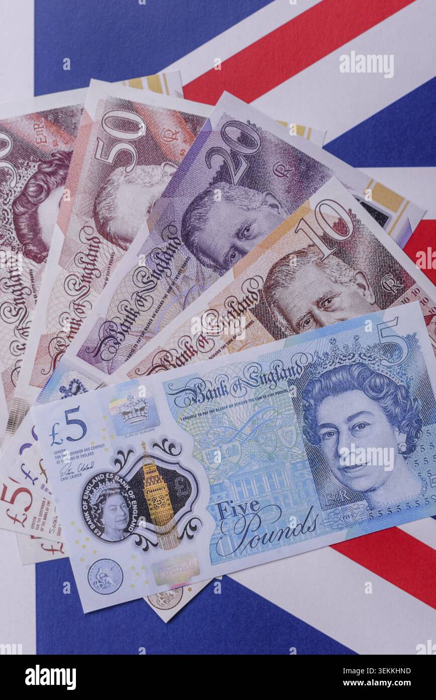 Großbritannien Papiergeld, Pfund Sterling, Bargeld für Finanz- und Geschäftstransaktionen. Großbritannien Geld als Hintergrund für Ihr Design Stockfoto