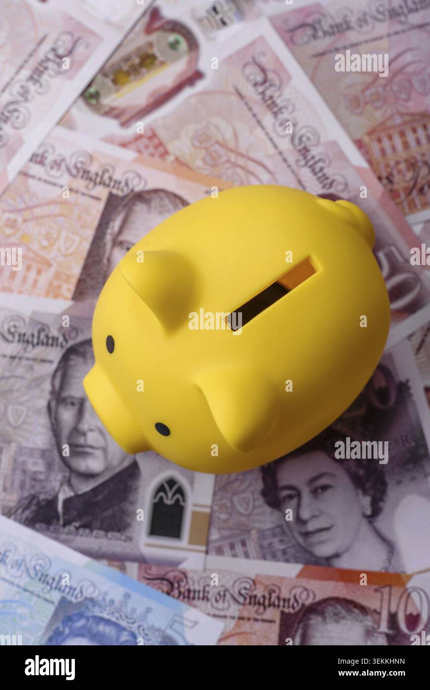 Großbritannien Papiergeld, Pfund Sterling, Bargeld für Finanz- und Geschäftstransaktionen. Großbritannien Geld als Hintergrund für Ihr Design Stockfoto