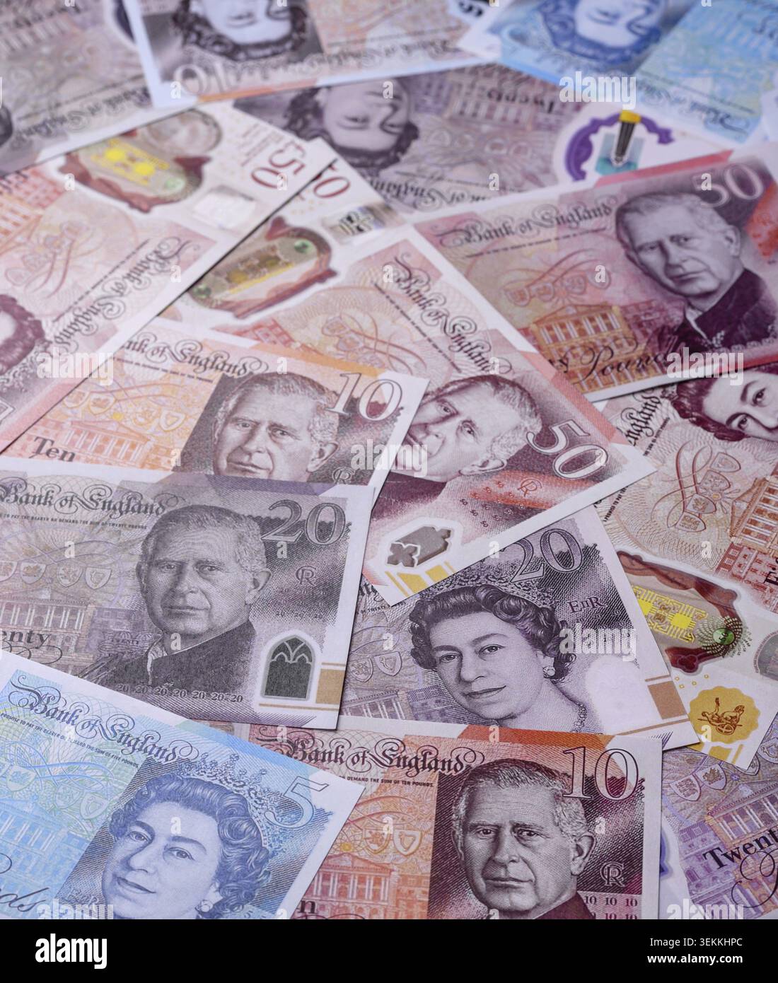 Großbritannien Papiergeld, Pfund Sterling, Bargeld für Finanz- und Geschäftstransaktionen. Großbritannien Geld als Hintergrund für Ihr Design Stockfoto