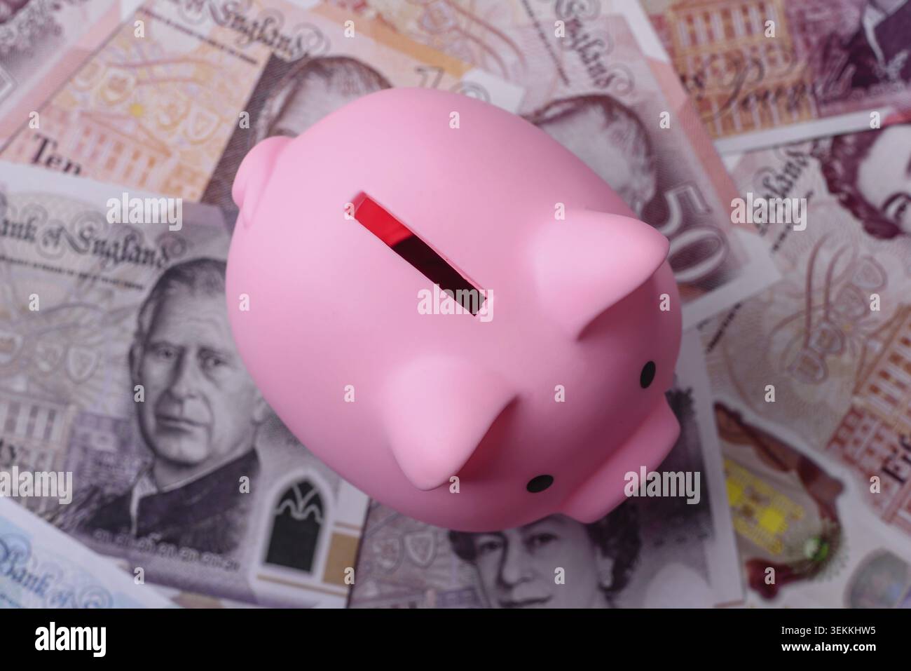 Großbritannien Papiergeld, Pfund Sterling, Bargeld für Finanz- und Geschäftstransaktionen. Großbritannien Geld als Hintergrund für Ihr Design Stockfoto