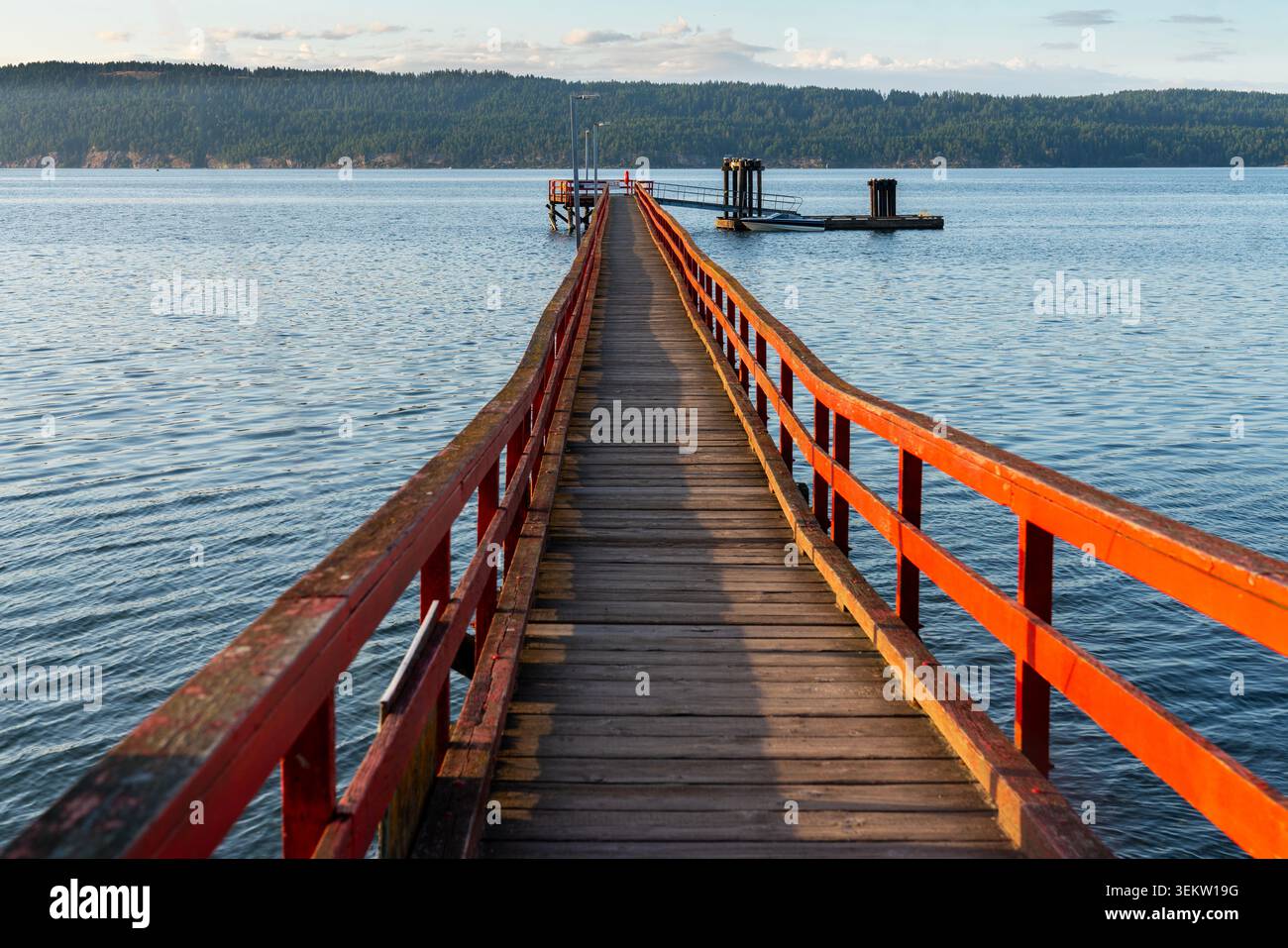 Fernwood Pier Trincomali Channel Salt Spring Island Stockfoto
