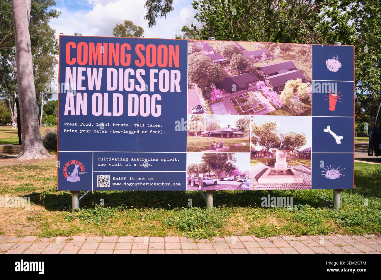 Reklametafeln für neue Entwicklungen rund um die berühmte Statue, Skulptur. Bei der Skulptur Dog on the Tuckerbox, Statue in der Nähe von Gundagai, NSW, Australien. Stockfoto