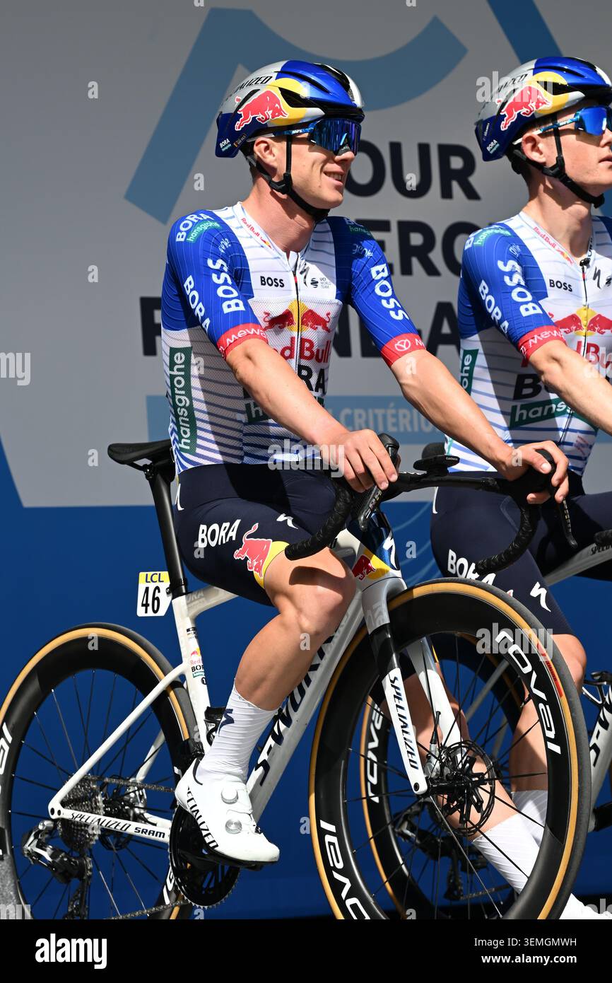07-06-2026 Tour Auvergne - Rhone Alpes; Tappa 01 Vizille - Saint Ismier; 2026, Red Bull - Bora Hansgrohe; Van Gils, Maxim; Vizille; Stockfoto